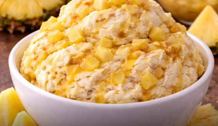 Glace à l'ananas (en conserve)